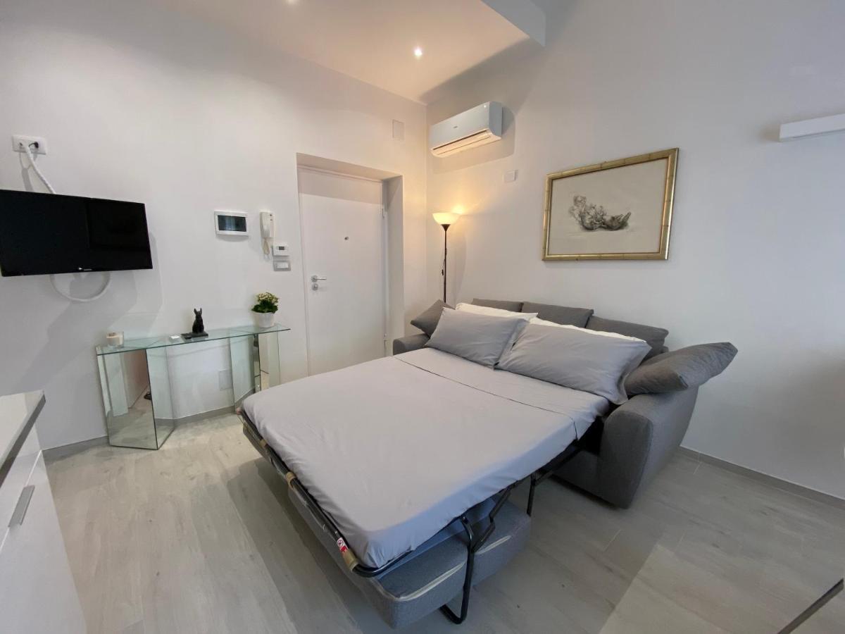 Riviera Apartments ペスカーラ エクステリア 写真